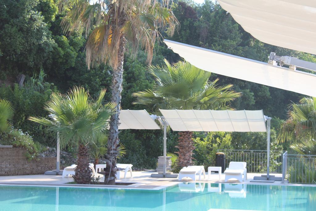 Albergo Villa Vittoria 로디가르가니코 외부 사진
