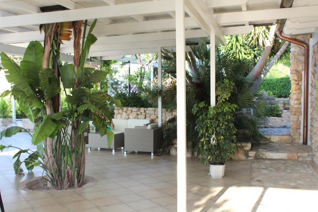 Albergo Villa Vittoria 로디가르가니코 외부 사진