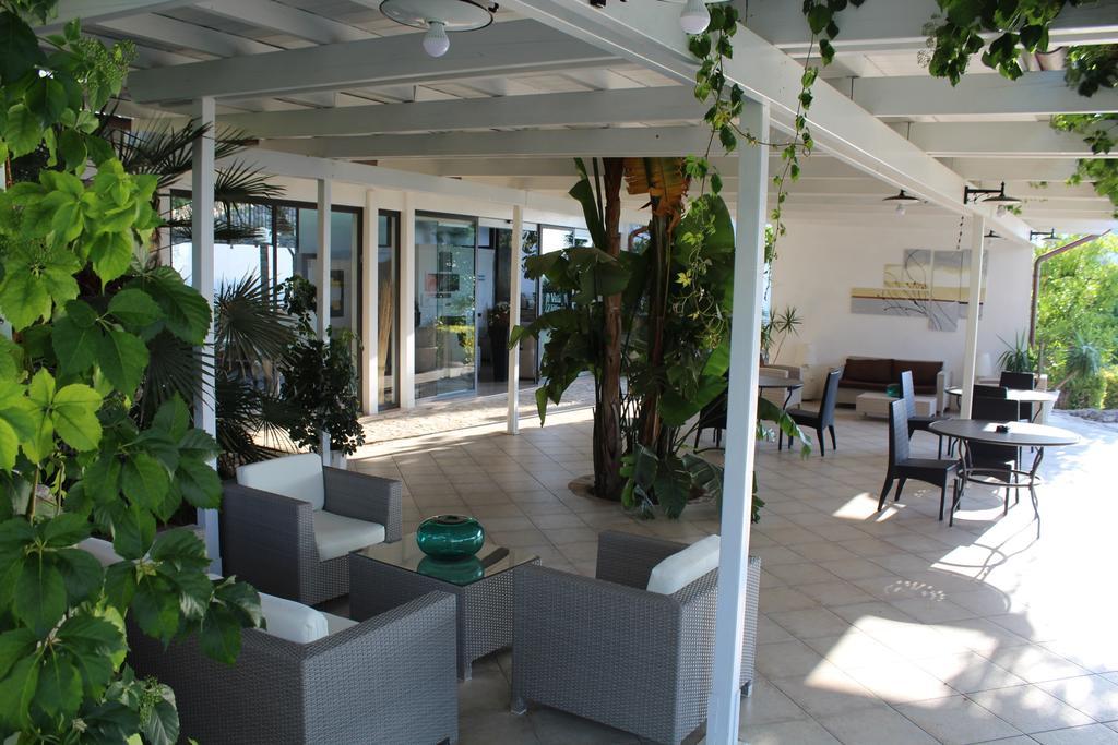Albergo Villa Vittoria 로디가르가니코 외부 사진