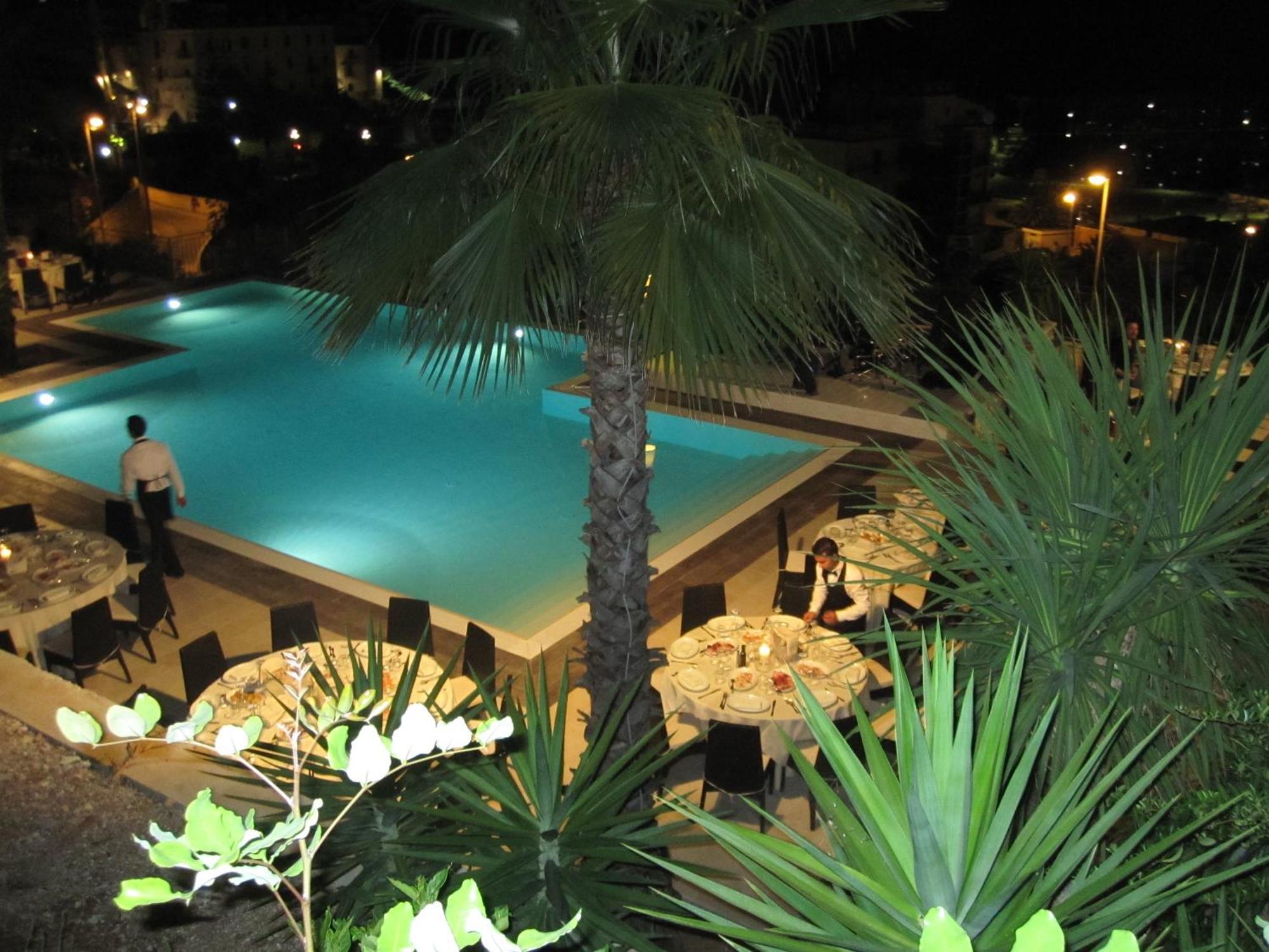 Albergo Villa Vittoria 로디가르가니코 외부 사진