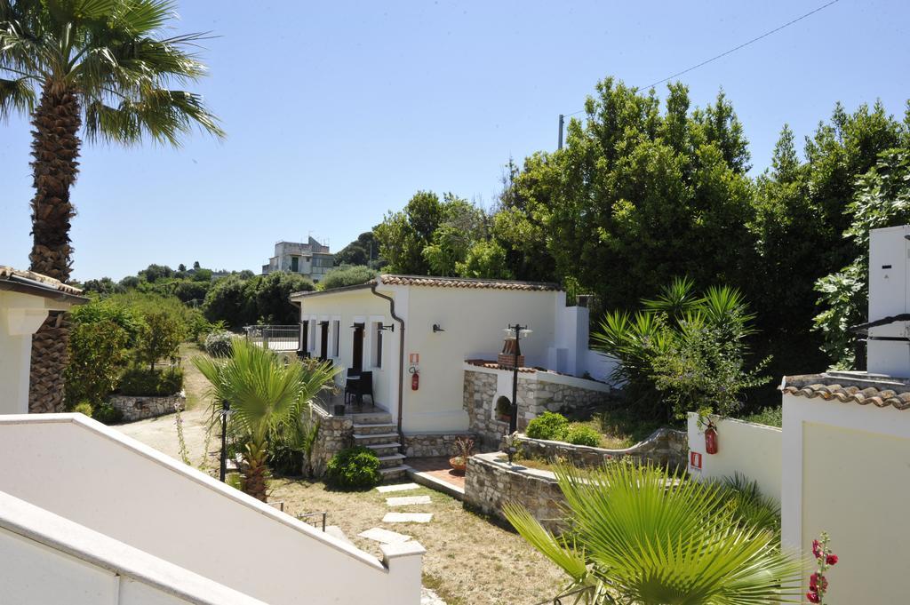 Albergo Villa Vittoria 로디가르가니코 외부 사진